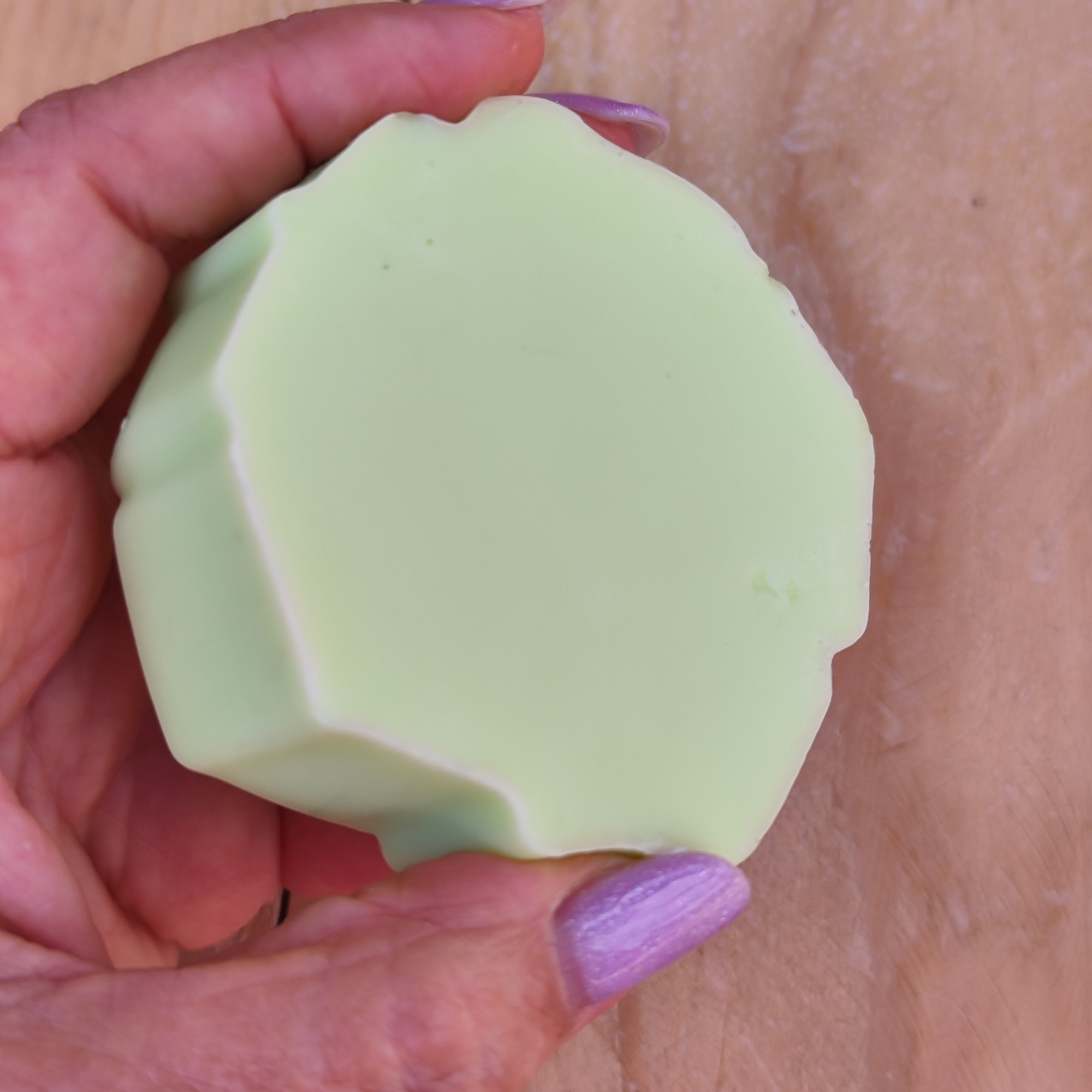 Jabón Natural de Glicerina con Aloe Vera para Piel Sensible