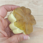 Jabón Natural de Glicerina con Árnica para Piel Cansada