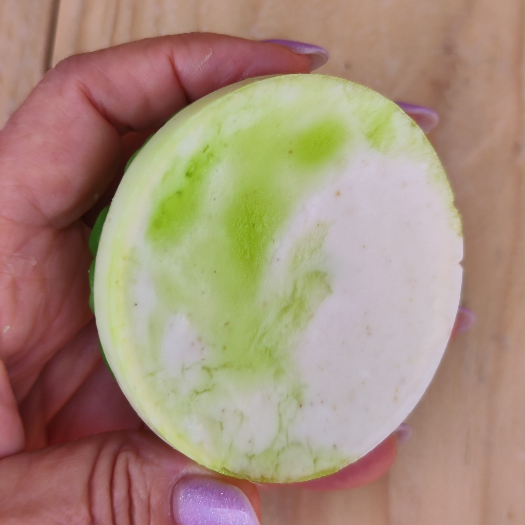 Jabón Natural de Glicerina con Avena y Aloe Vera para Piel Sensible