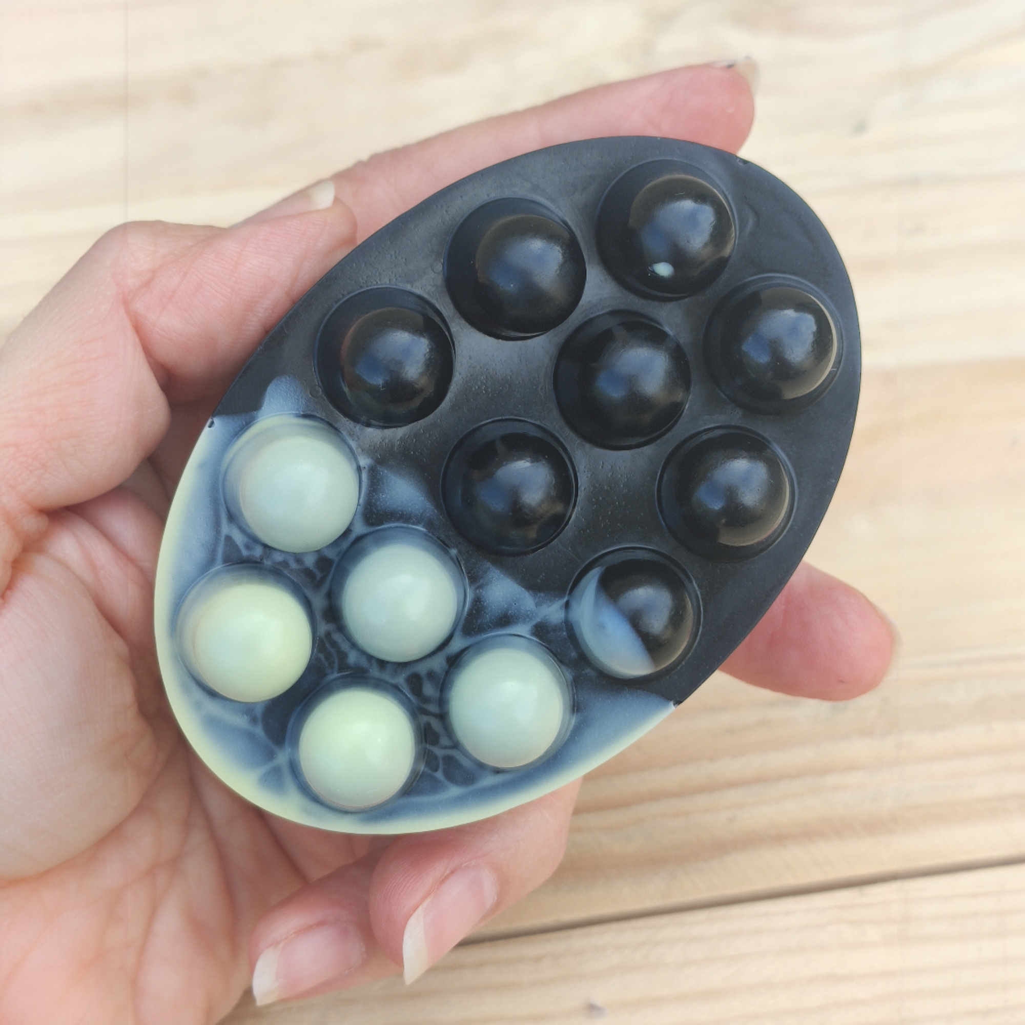 Jabón de Glicerina con Carbón Activado y Aloe Vera