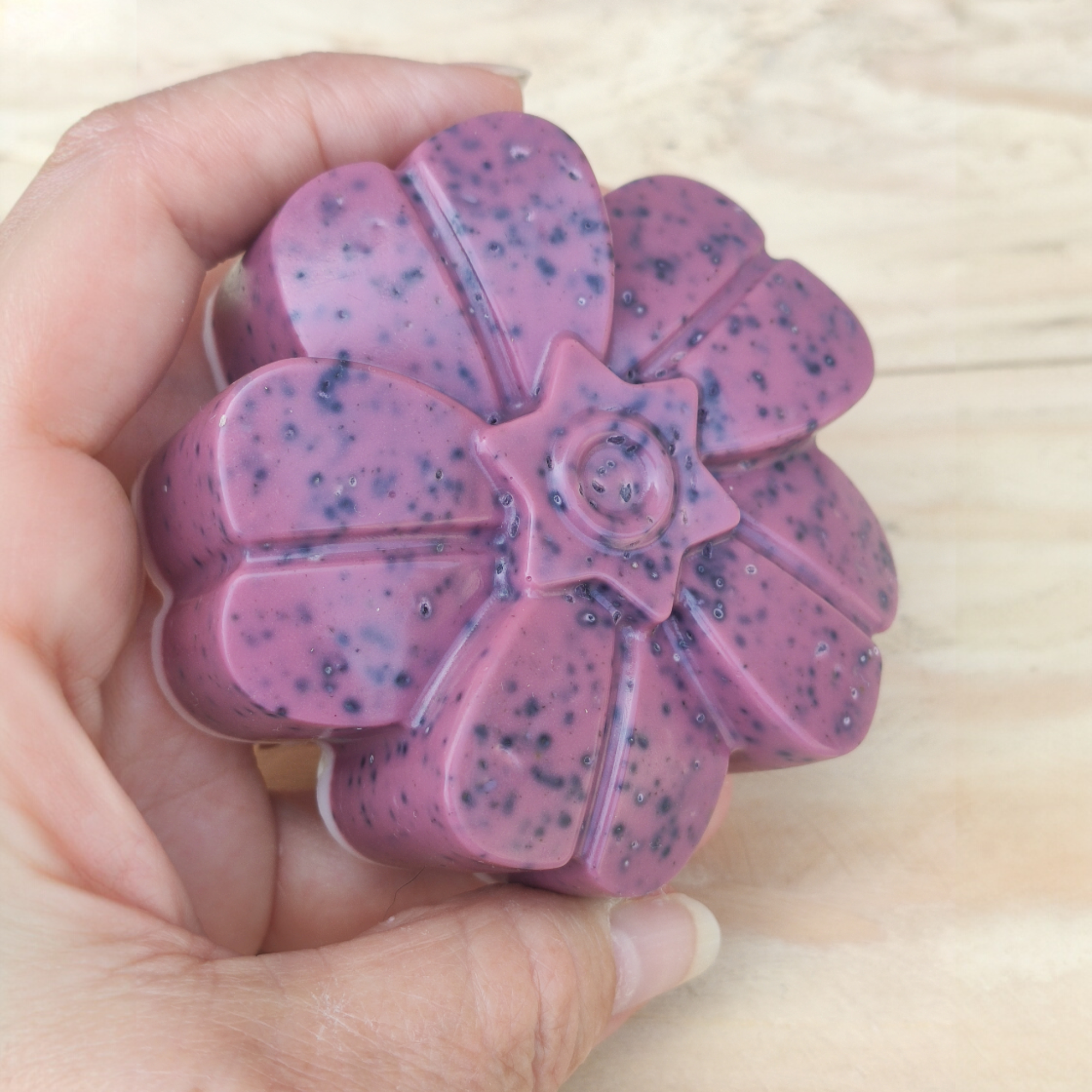 Jabón Natural de Glicerina con Hibisco para Piel Madura