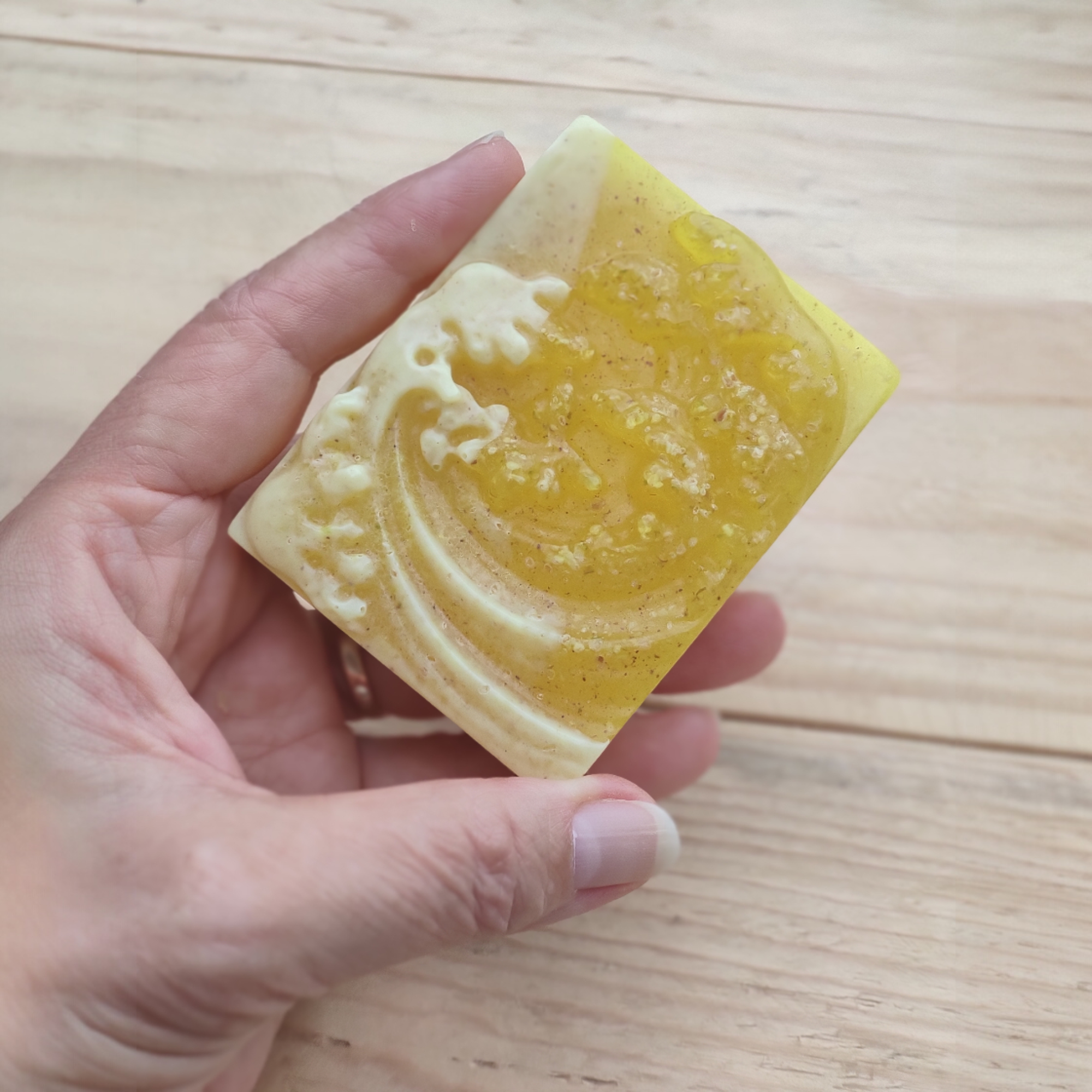 Jabón Natural de Glicerina con Jengibre y Limón para Piel con Manchas