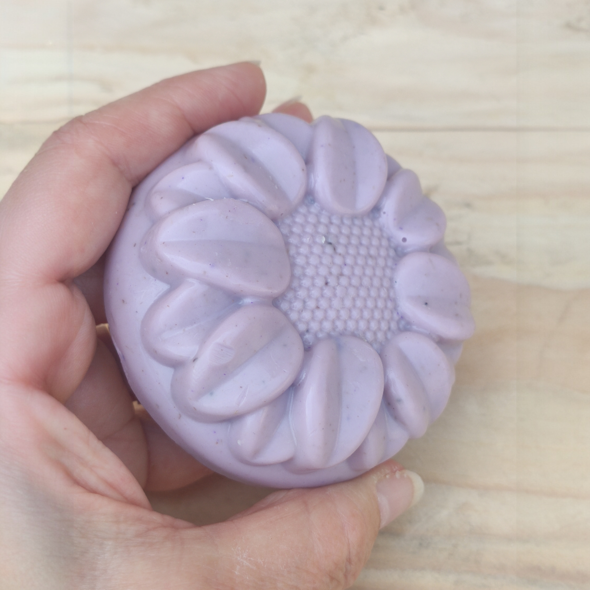 Jabón Natural de Glicerina con Lavanda para Piel Mixta