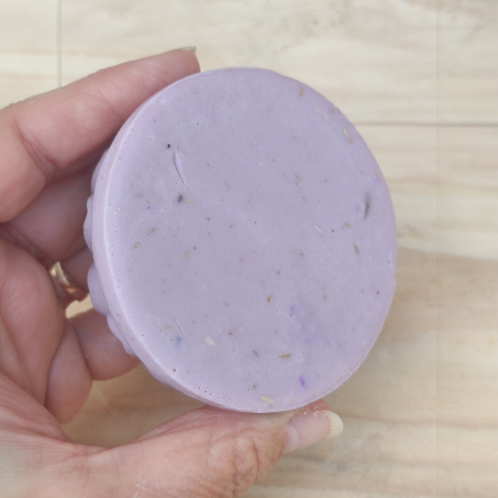 Jabón Natural de Glicerina con Lavanda para Piel Mixta