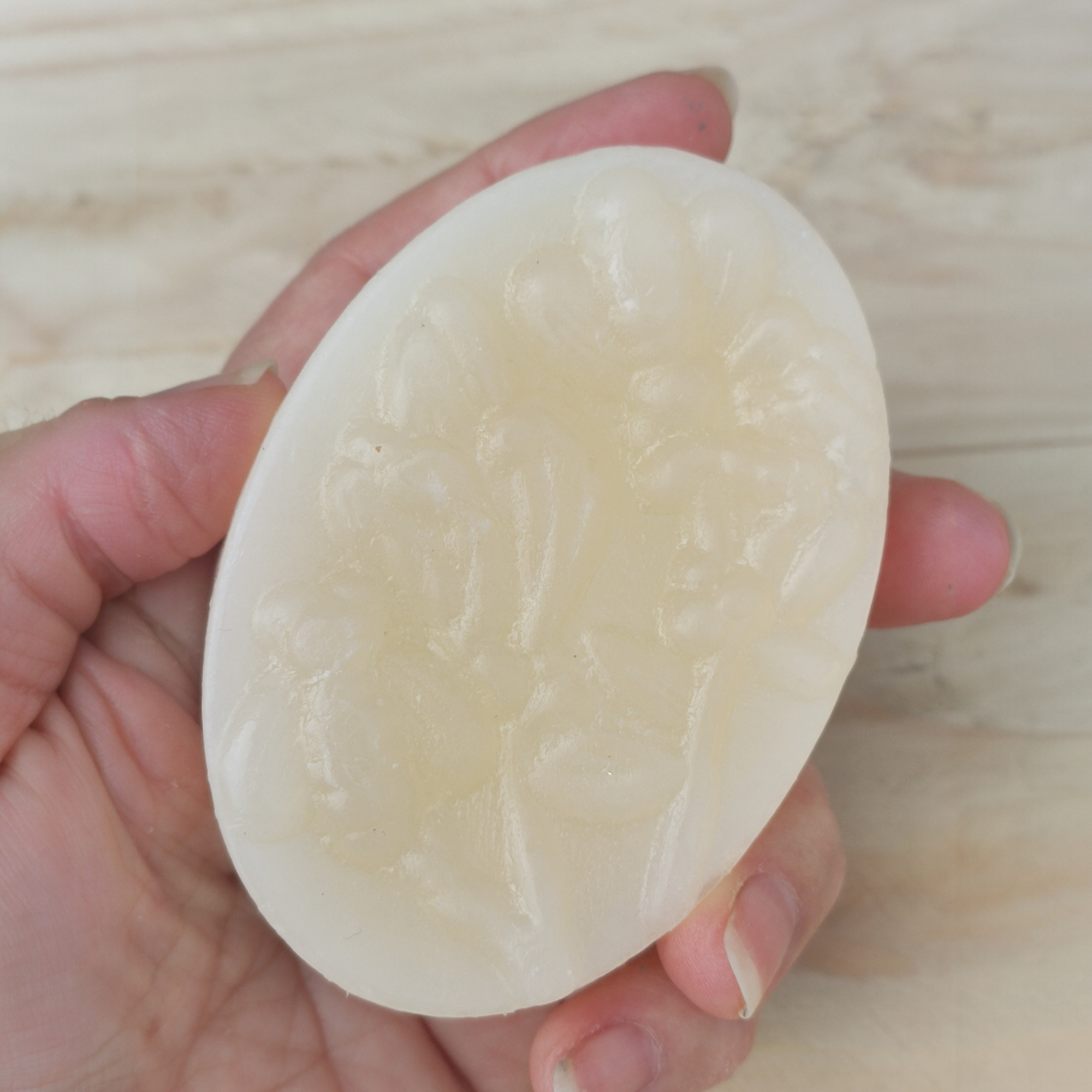 Jabón Natural de Glicerina con Miel y Leche de Cabra para Piel Seca