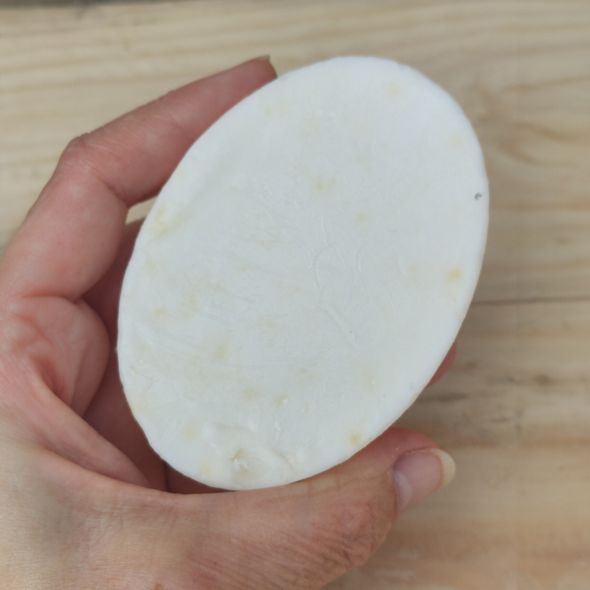 Jabón Natural de Glicerina con Miel y Leche de Cabra para Piel Seca