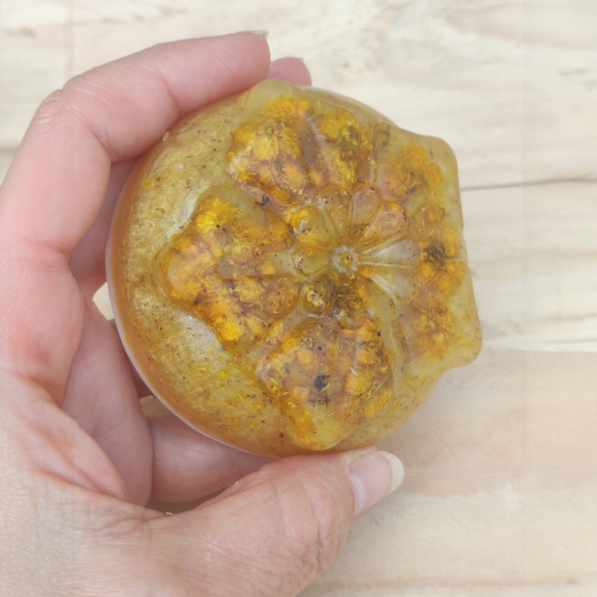 Jabón Natural de Glicerina con Siempreviva para Piel Seca
