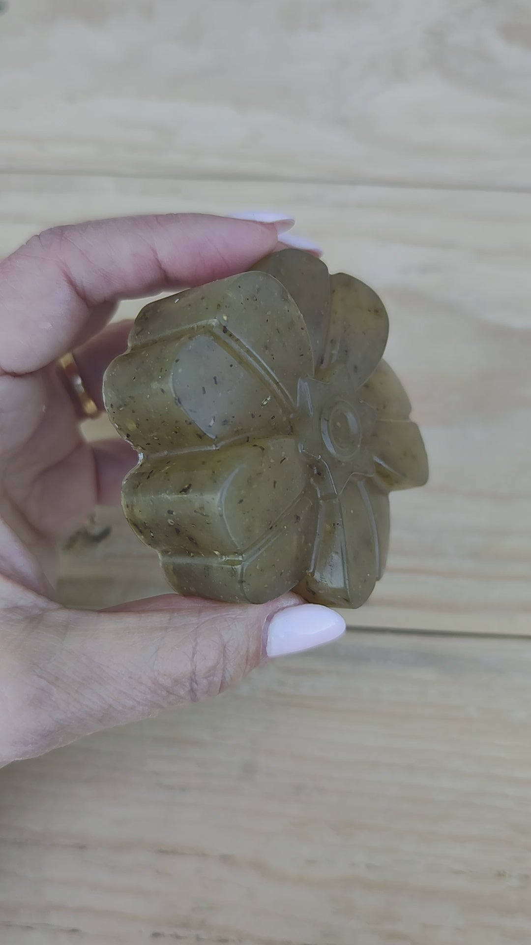Jabón Natural de Glicerina con Avena y Romero para Piel Mixta