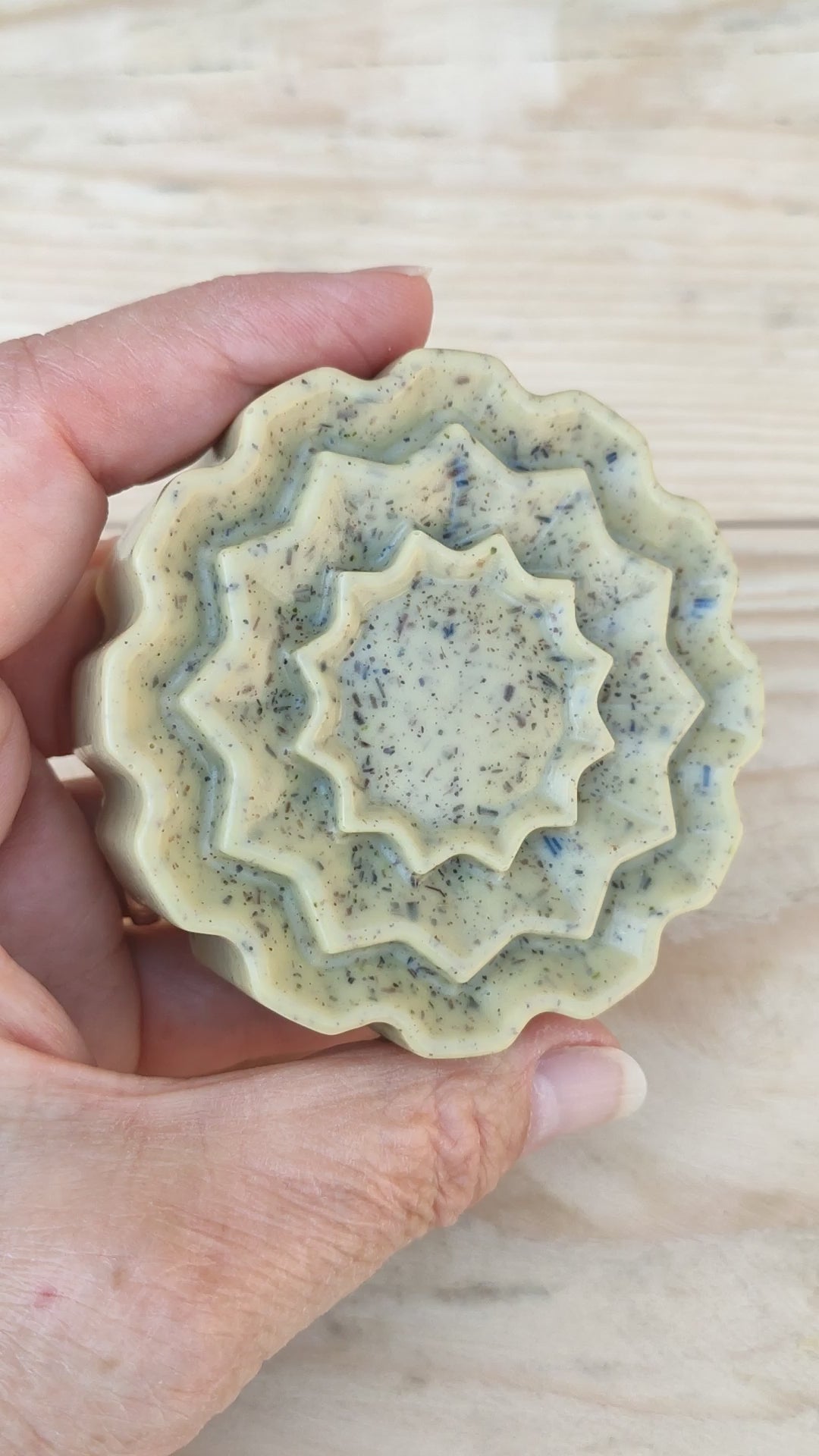 Jabón Natural de Glicerina con Menta y Romero para Piel Cansada